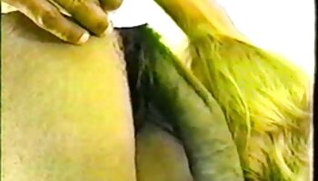 وقحة فات أمازون دارجيلنج يجلس افلام جنسية للكبار على وجهه وهو يأكلها